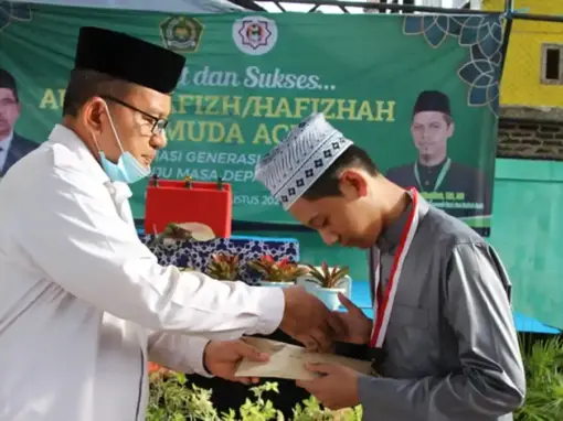 35 Peserta Ikut Audisi Hafiz Termuda Aceh, Abdul Haris dari Daarut Tahfizh Jadi Peserta Terbaik 35 Peserta Ikut Audisi Hafiz Termuda Aceh, Abdul Haris dari Daarut Tahfizh Jadi Peserta Terbaik
